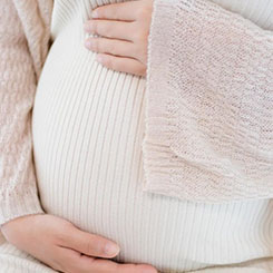 ” 谷歌搜🦕索被蚕食？✌CEO🇹🇦👱反驳：这是“扩😷张性时刻” 💼面对Gemi🧂💂